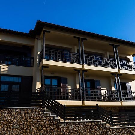 Helianthus Guesthouse Амолиани Экстерьер фото