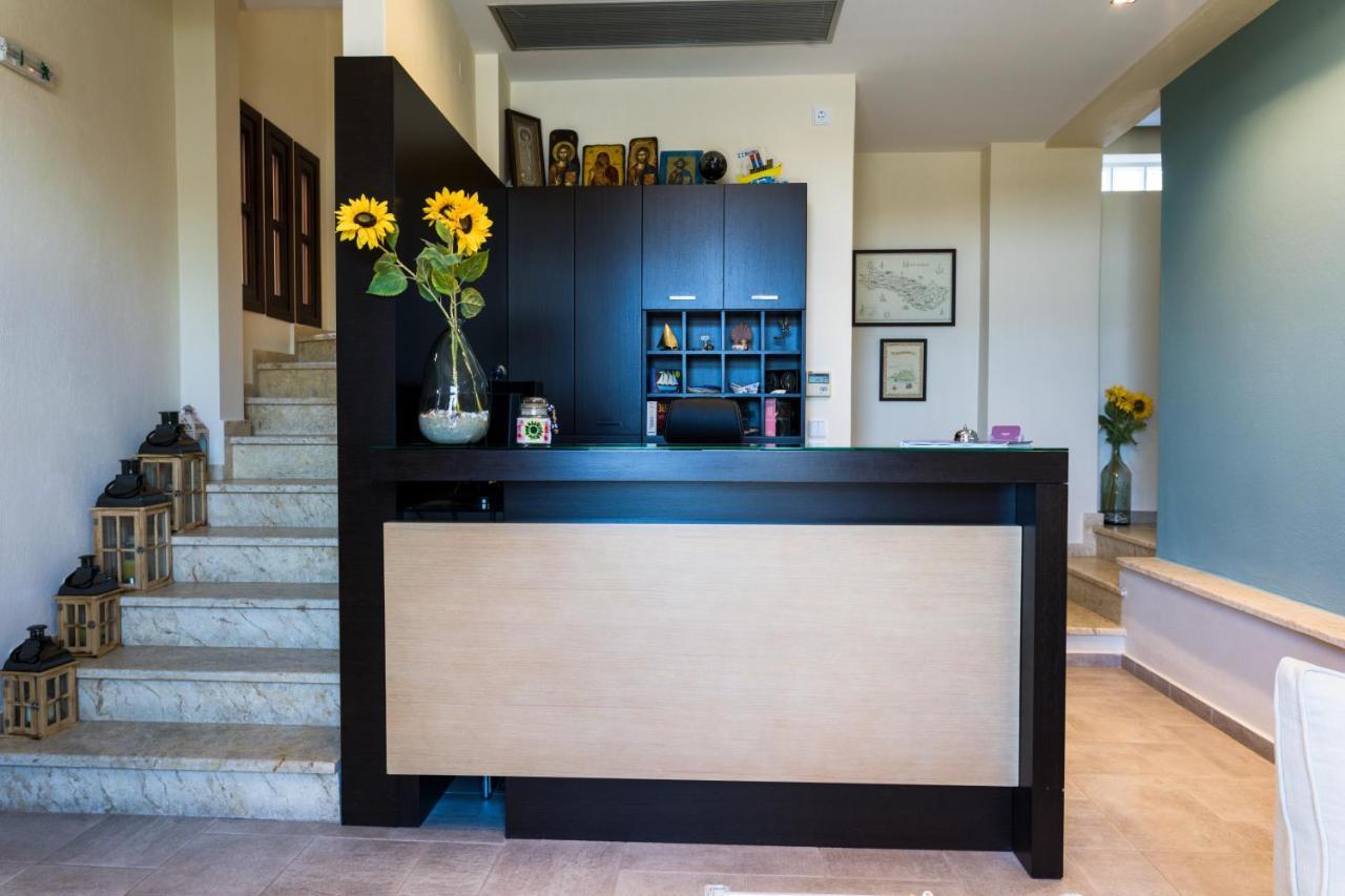 Helianthus Guesthouse Амолиани Экстерьер фото