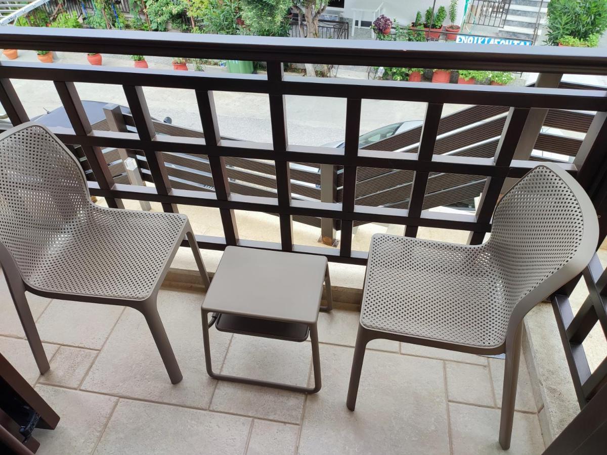 Helianthus Guesthouse Амолиани Экстерьер фото